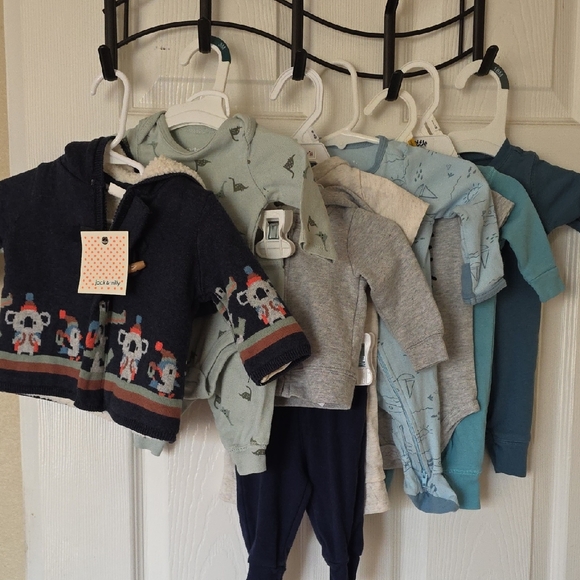 Newborn Bundle - Picture 1 of 16